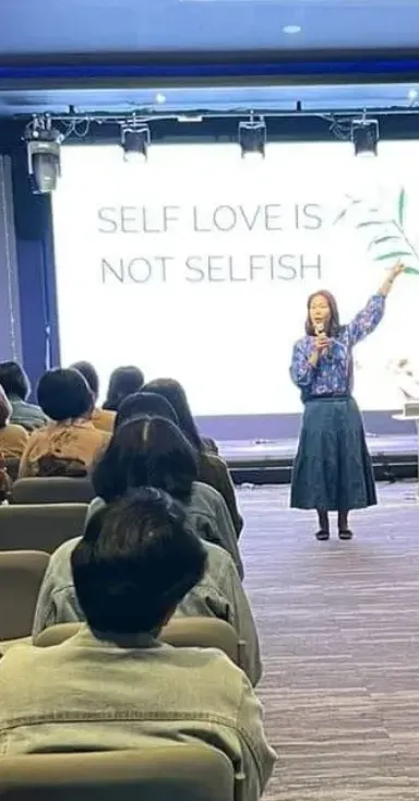 About Helda Tan - Image 1